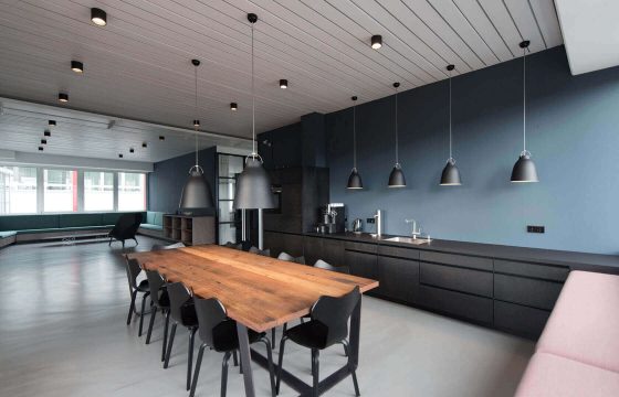 Trendy and Elegant Ways to Bring Color into the interior